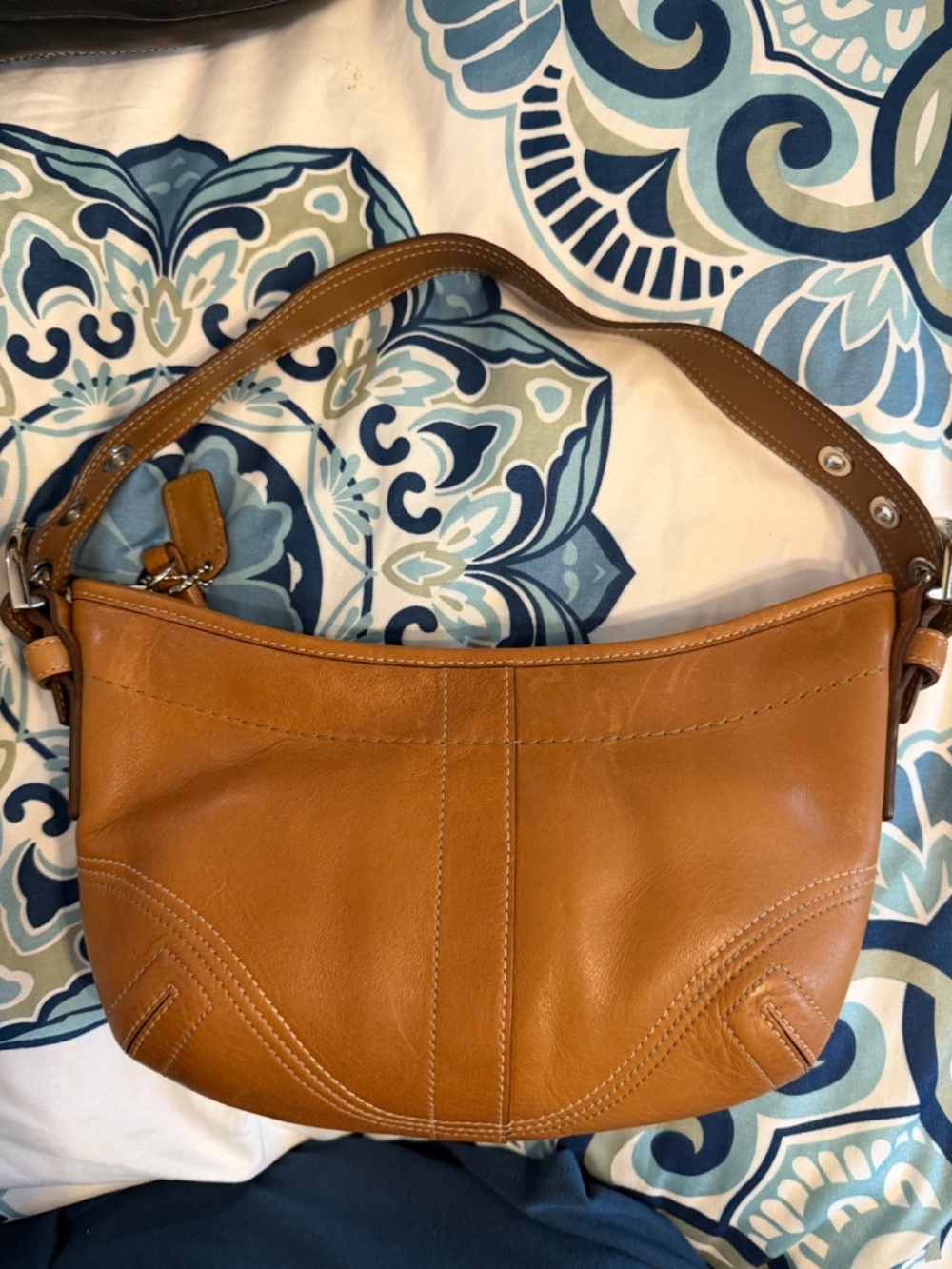 Vintage Coach Soho Small Leather Hobo Shoulder Bag British Tan EUC Y2K